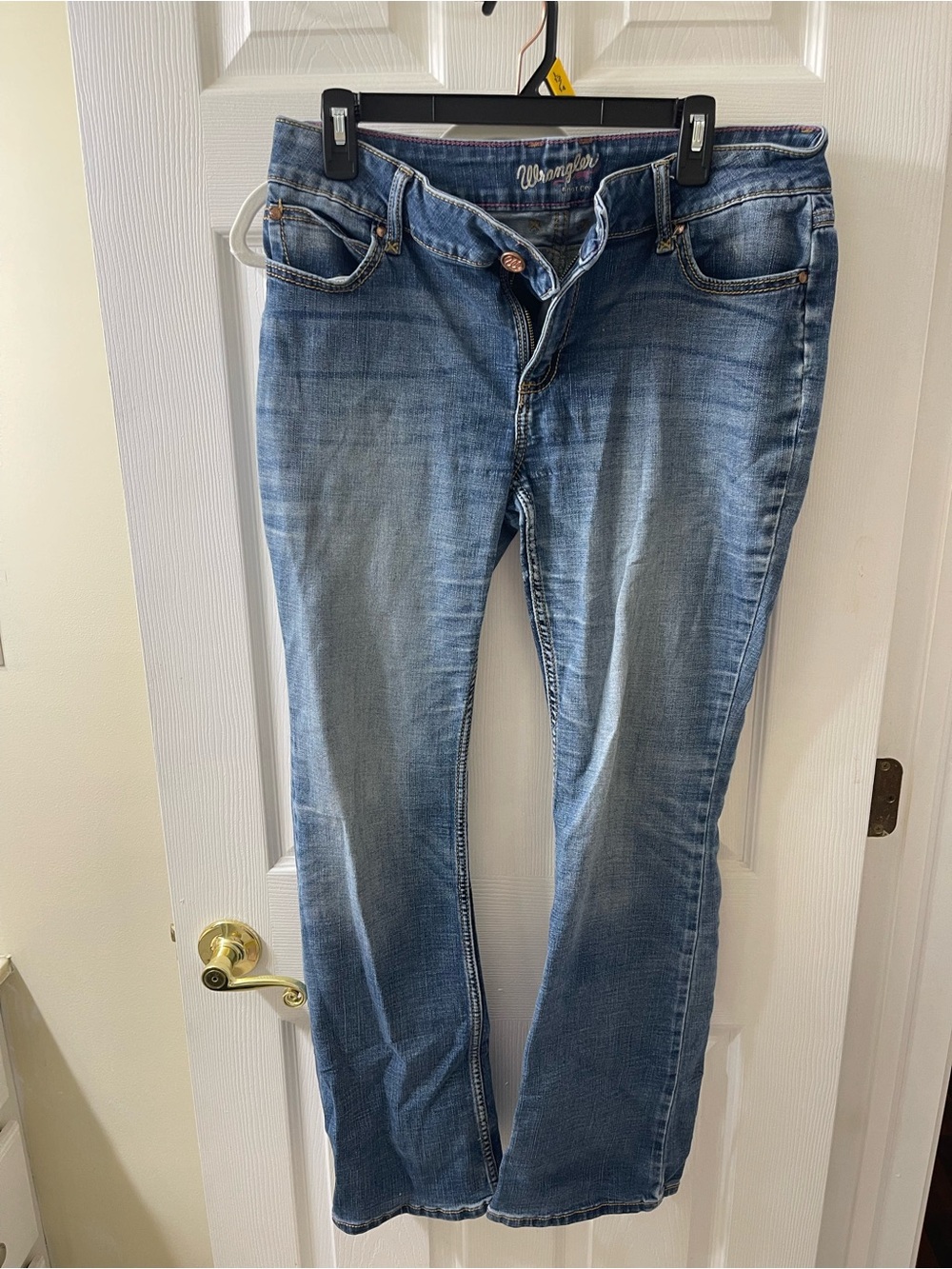 Wrangler Women’s Light Blue Boot Cut Jeans